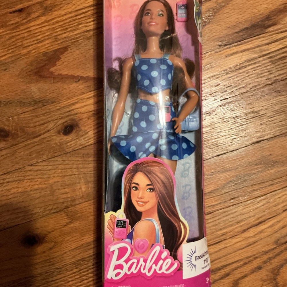 Mattel’s Barbie Fashionistas #242 Type 1 Diabetes in Polka Dot Outfit